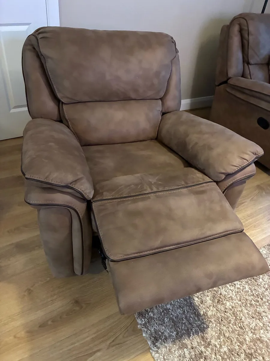 Recliner armchairs - Image 4