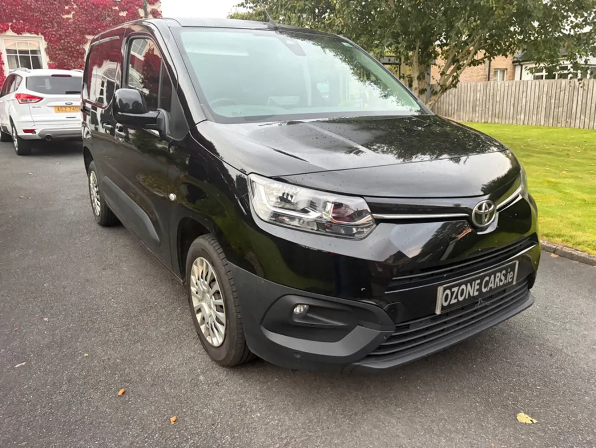 Toyota Proace CITY ICON L1 - Image 2