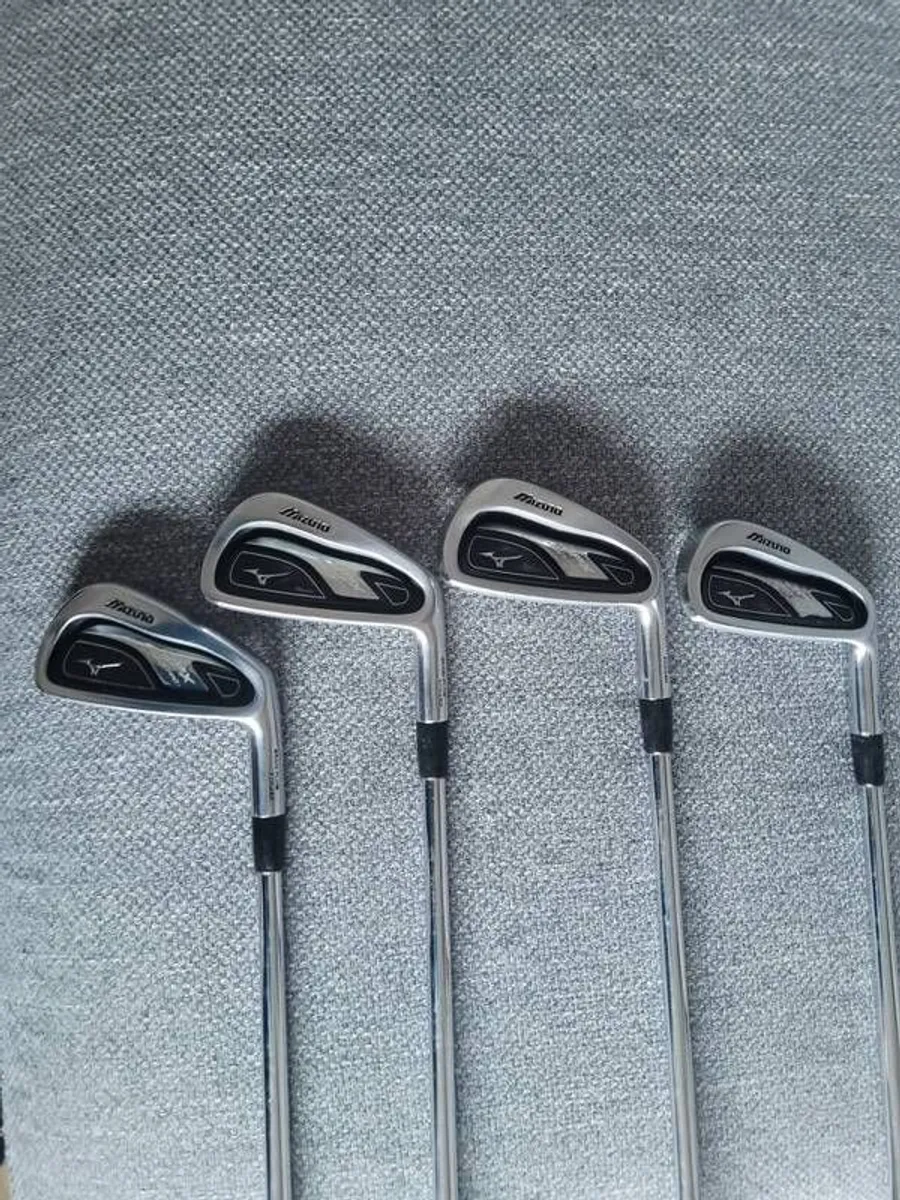 Mizuno and Taylormade Golf Clubs for sale - Image 4