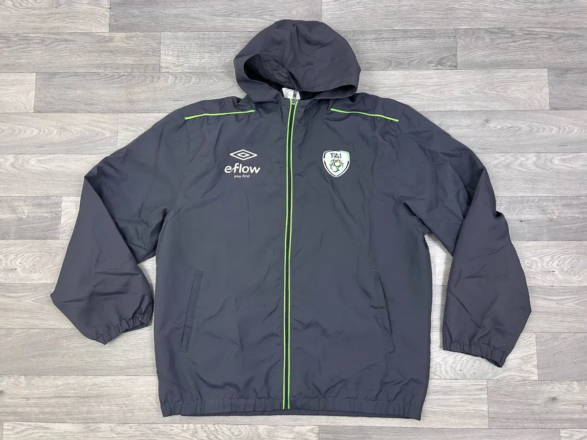 Vintage Umbro Ireland Football Jacket Mens Large - Image 1