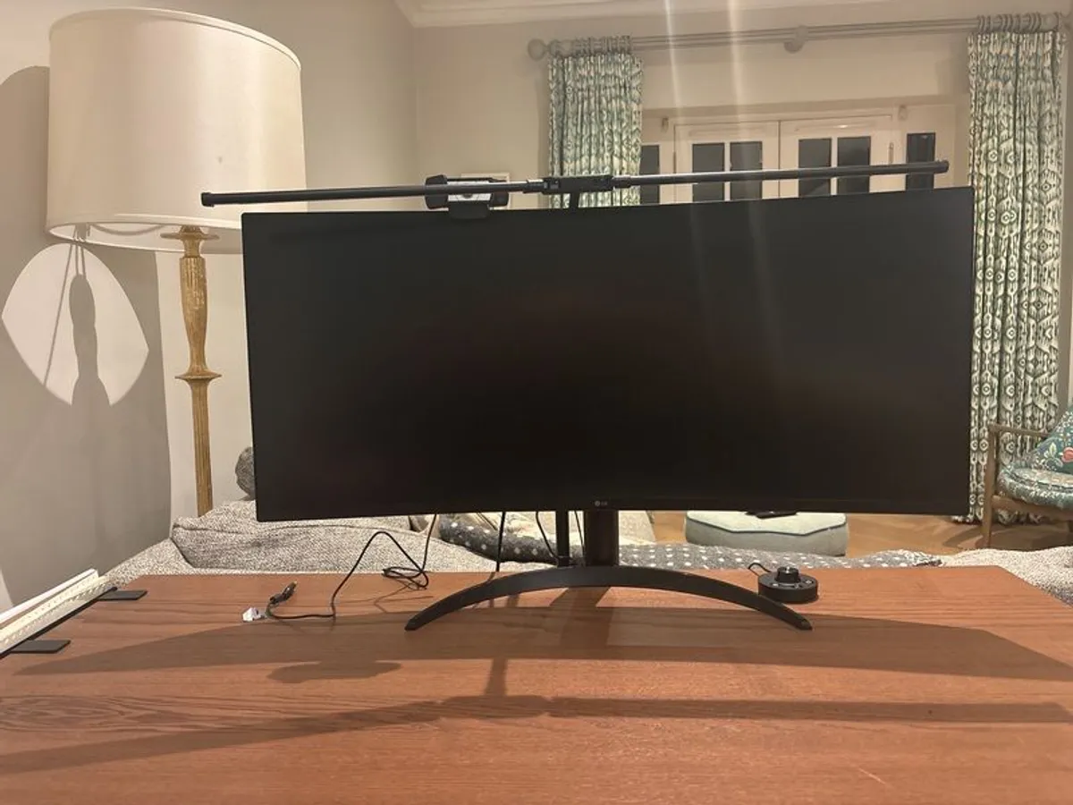 34" Ultrawide monitor - Image 2