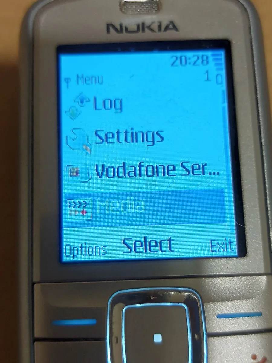 Nokia 6070 mobile phone, Vodafone network - Image 4