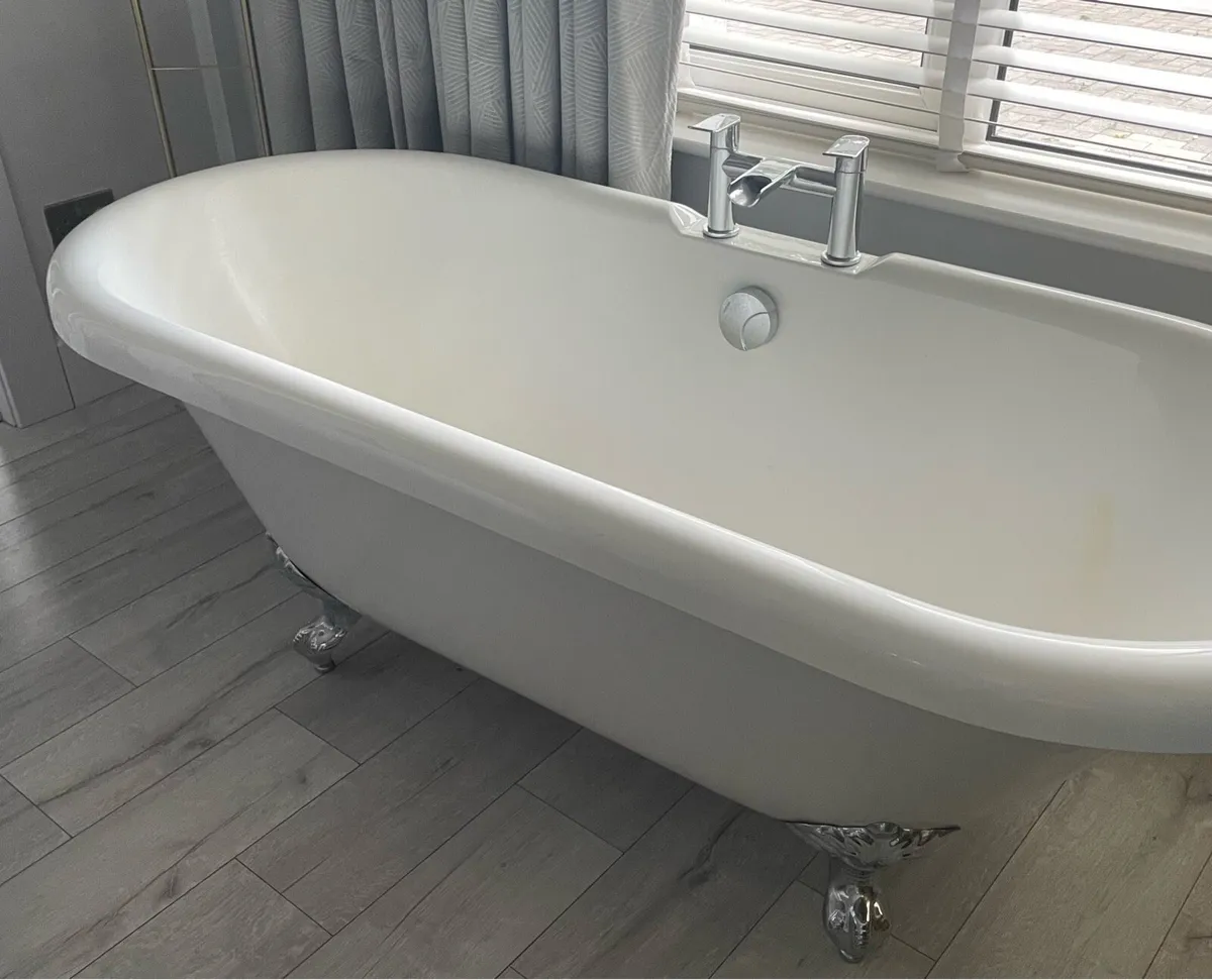 Bath - Image 2
