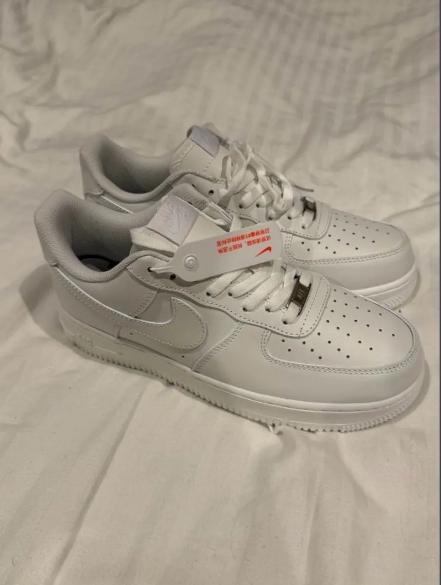Nike Air Force - Image 1