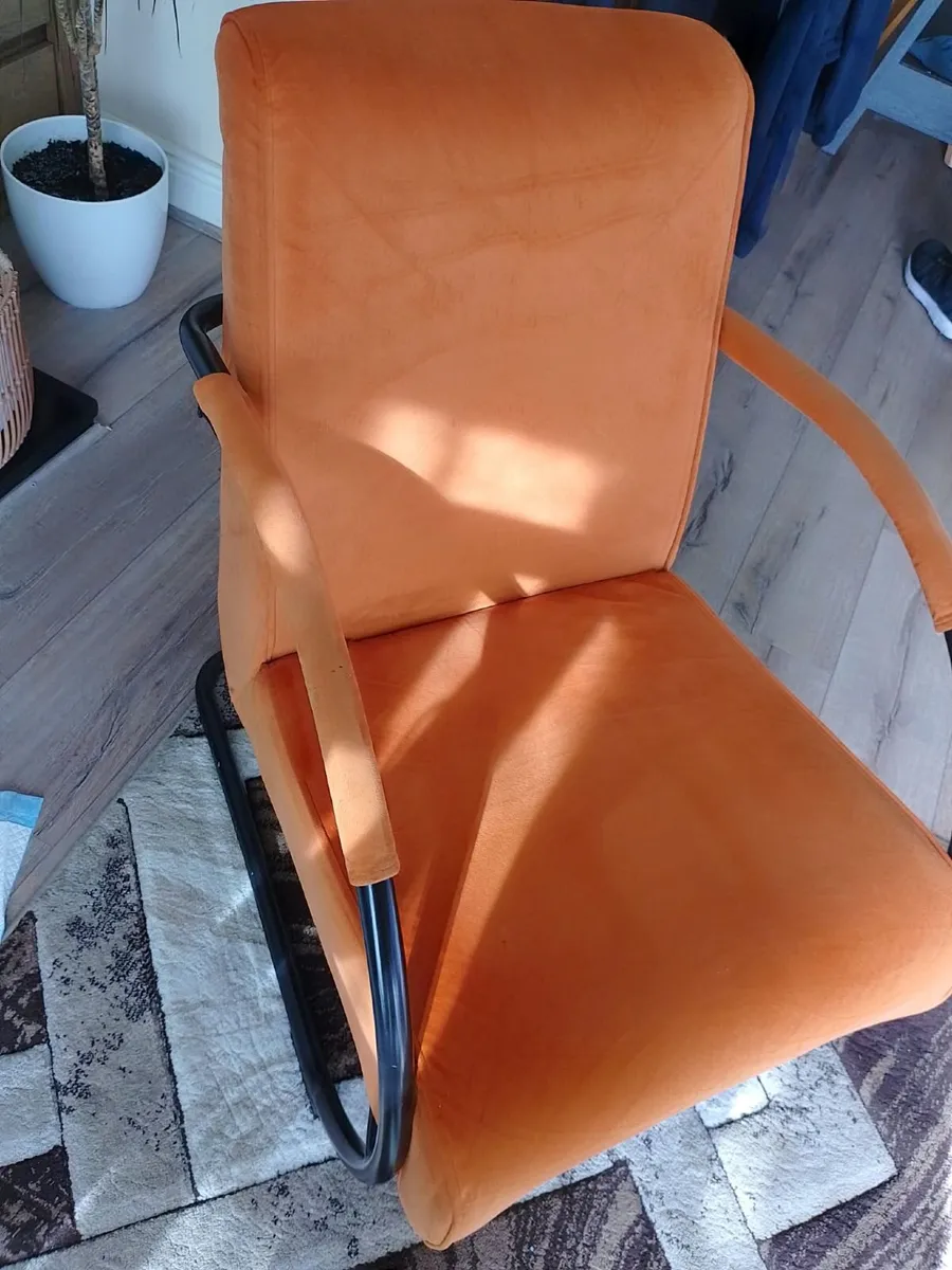 Armchair - Image 2