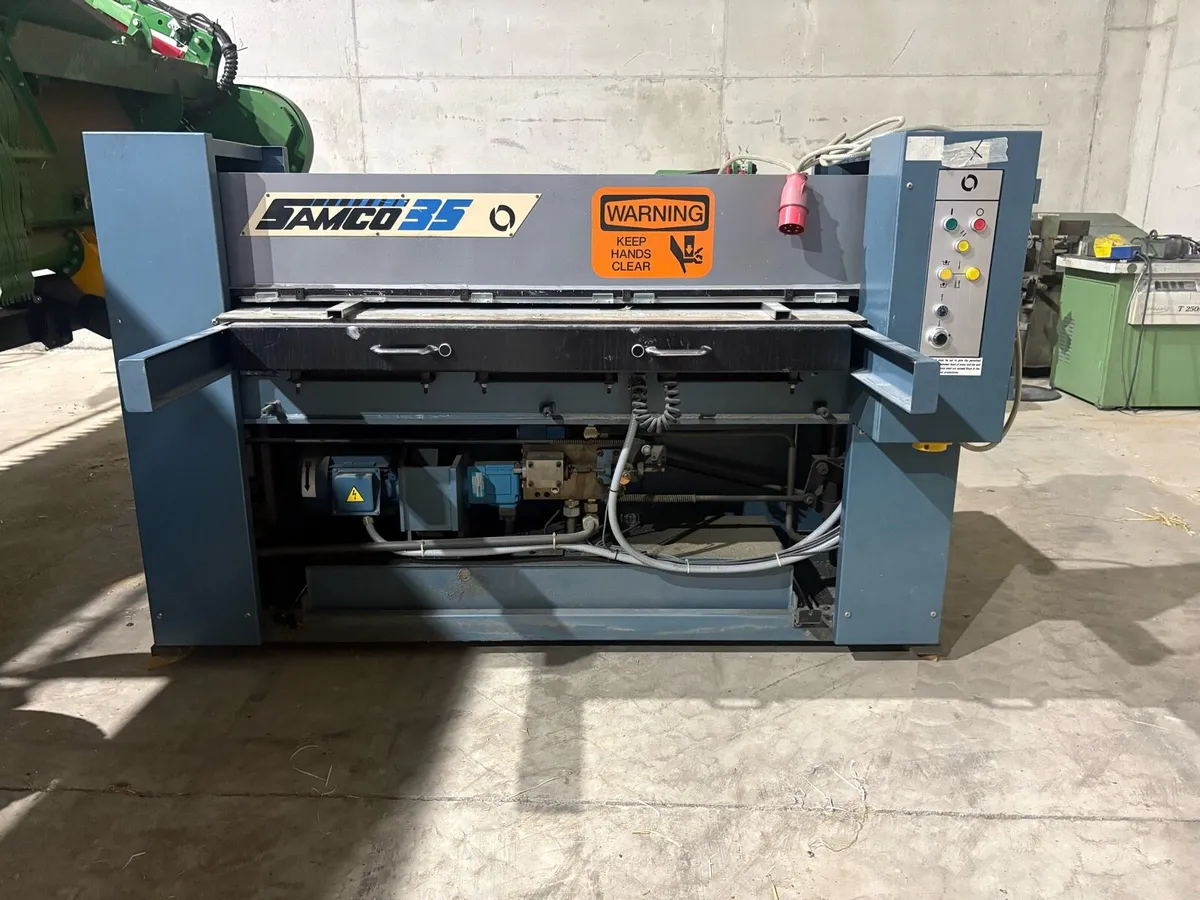 Samco 35 hydraulic die cutting machine