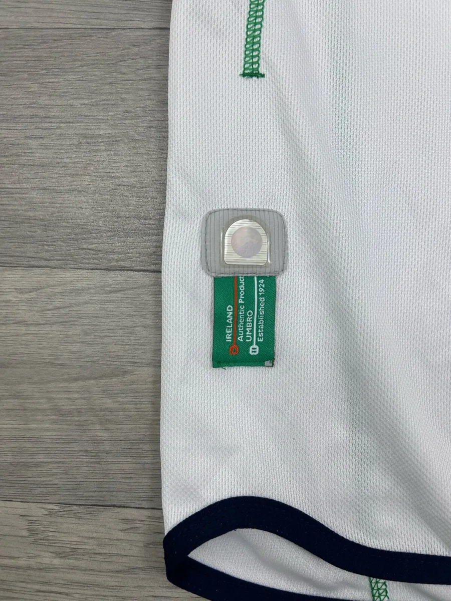 Vintage 2002 Ireland Away Jersey Shirt Mens XL - Image 3