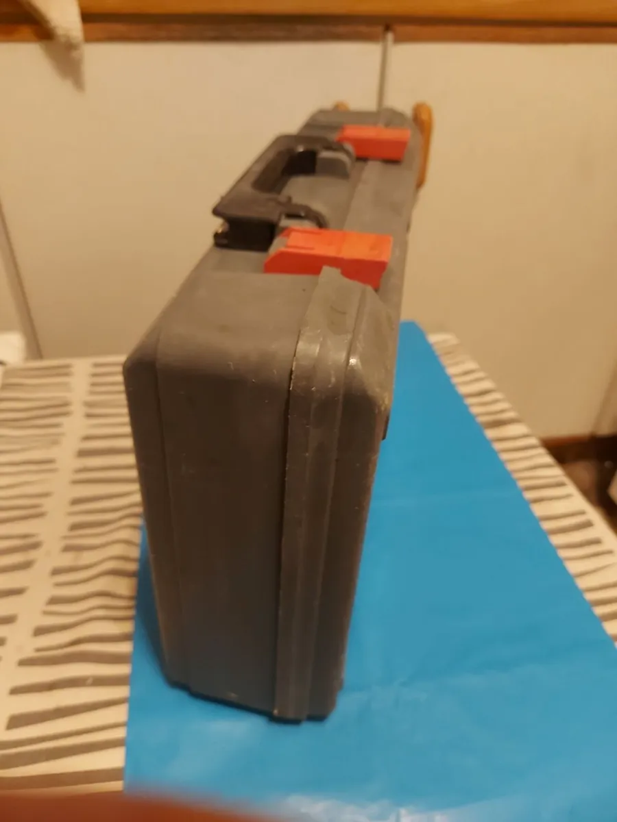 Bosch GBH 2 20 SRE 110v Rotary Hammer Drill Cased - Image 3