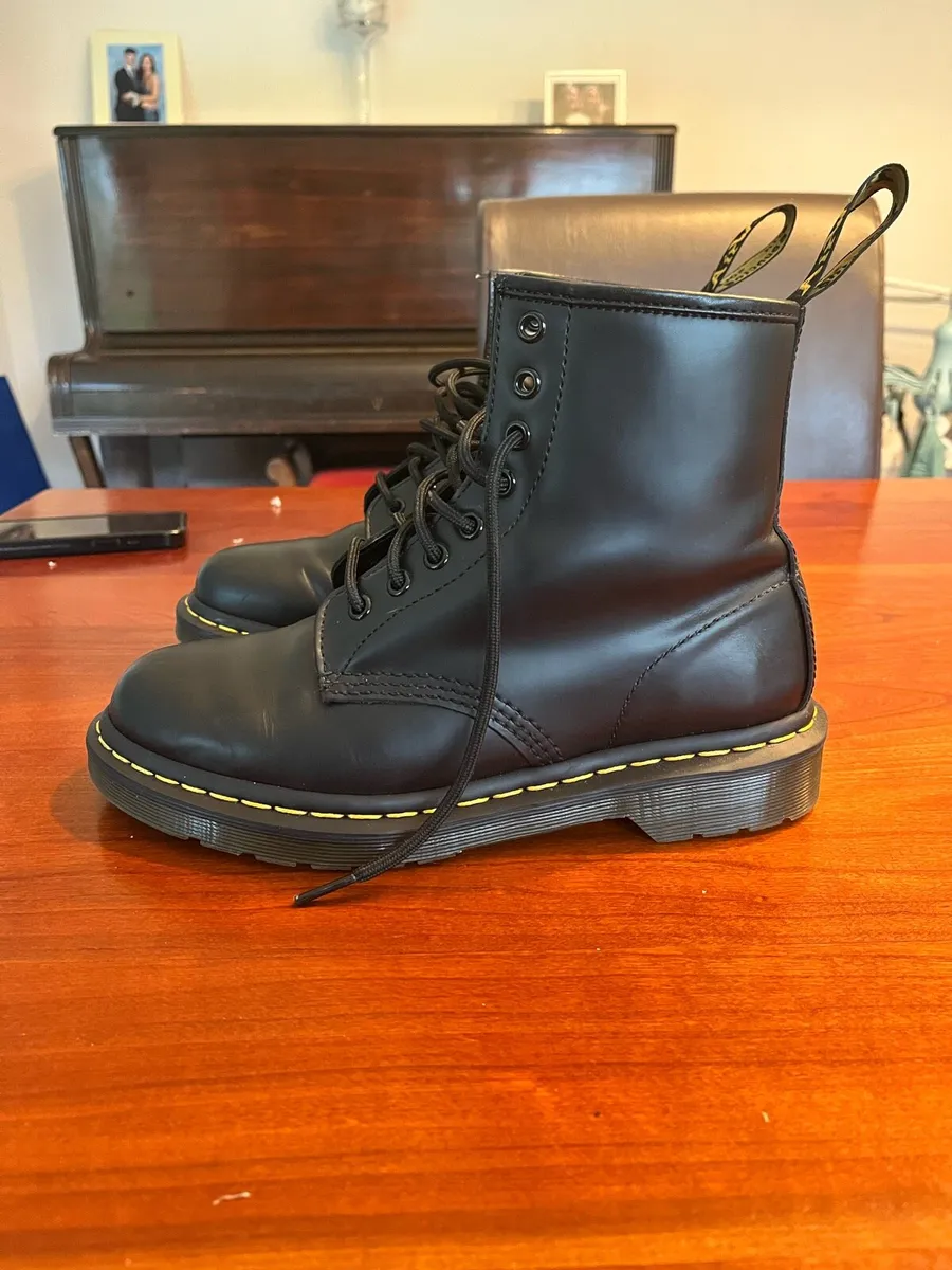 As New Dr Martin Boots UK Size 6 - Image 2