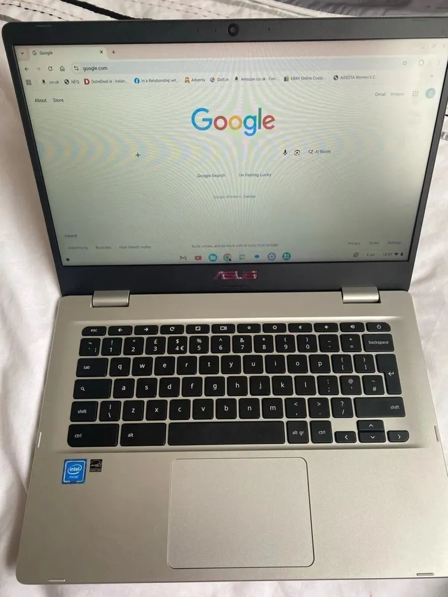 ASUS Chromebook in absolutely brand new condition - Image 2