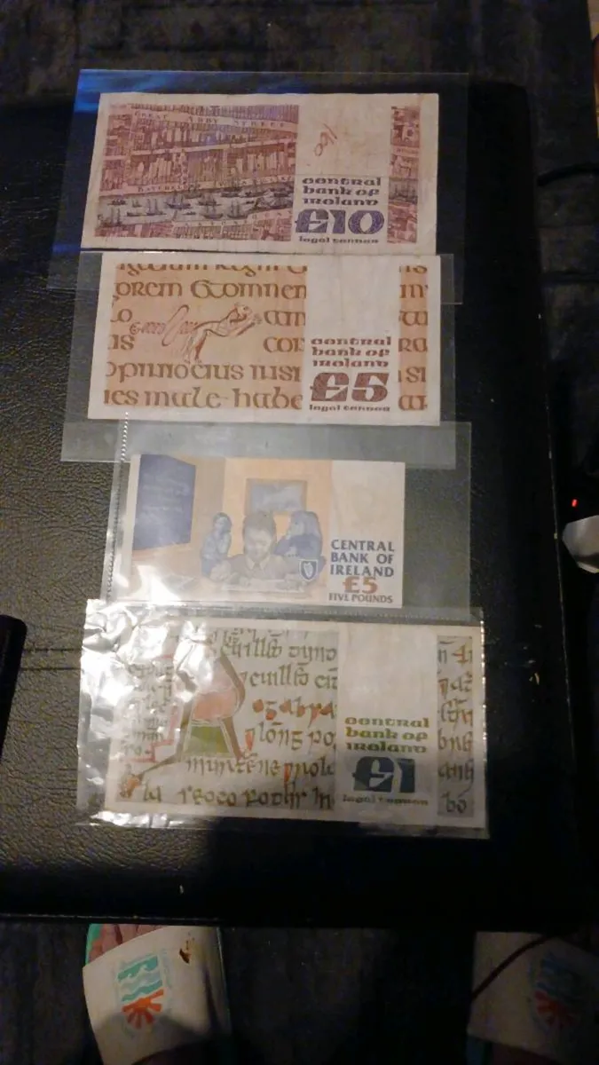 4 irish punt notes £10, £5. £5,£1 - Image 4