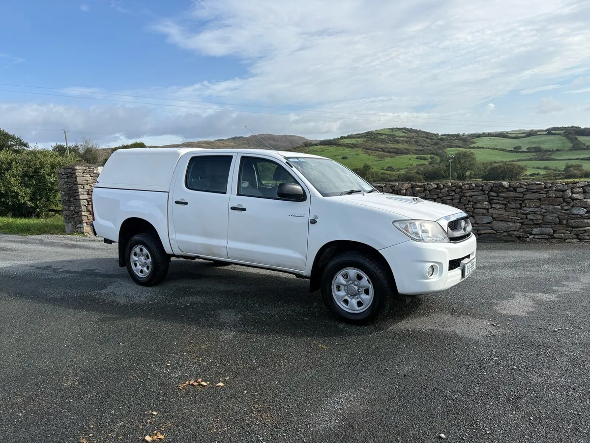 Toyota hilux (new test) - Image 2