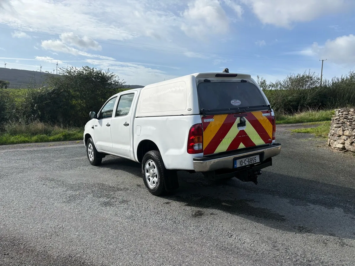 Toyota hilux (new test) - Image 3
