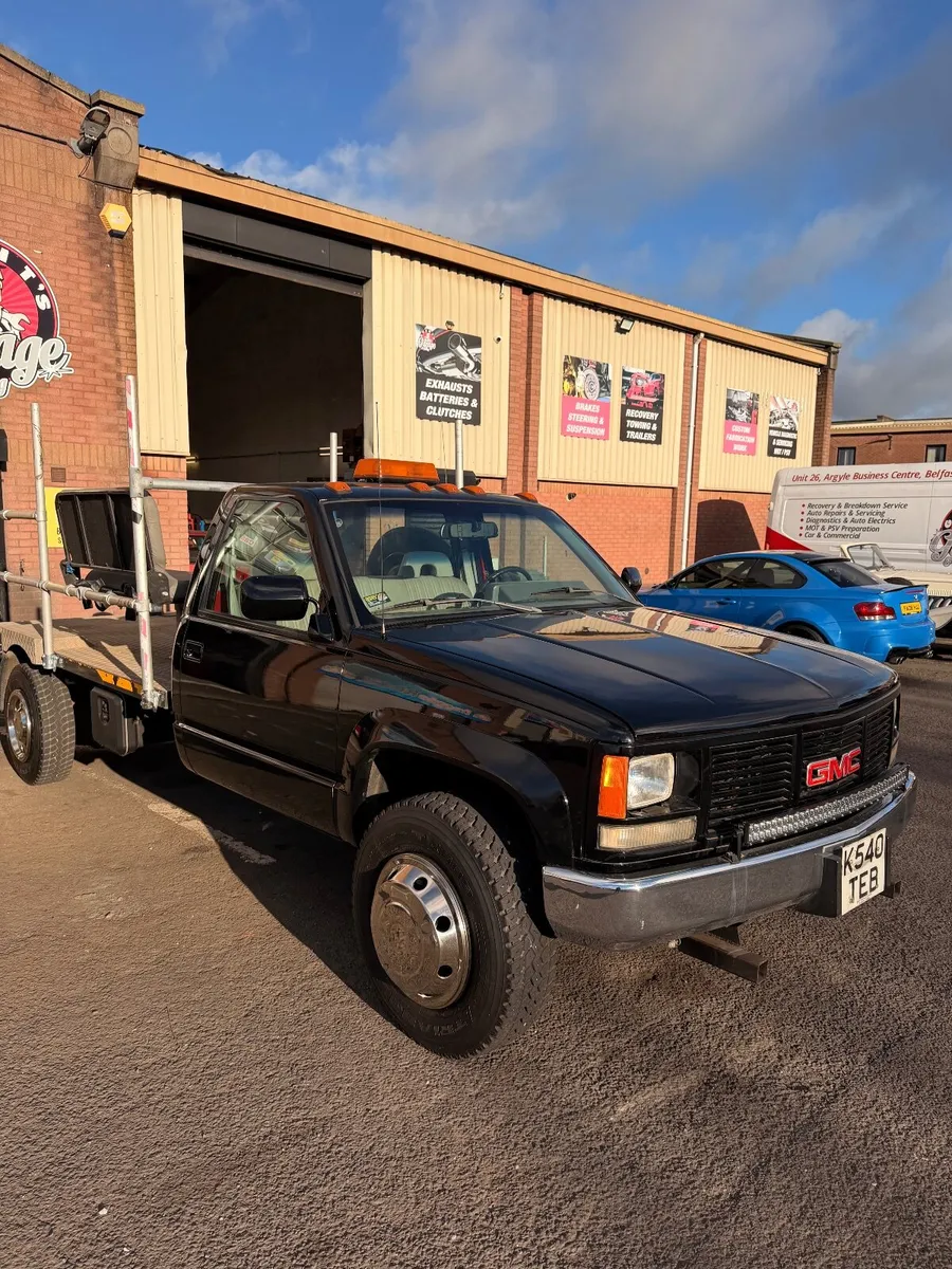 GMC SIERRA PICKUP TRUCK - Image 3