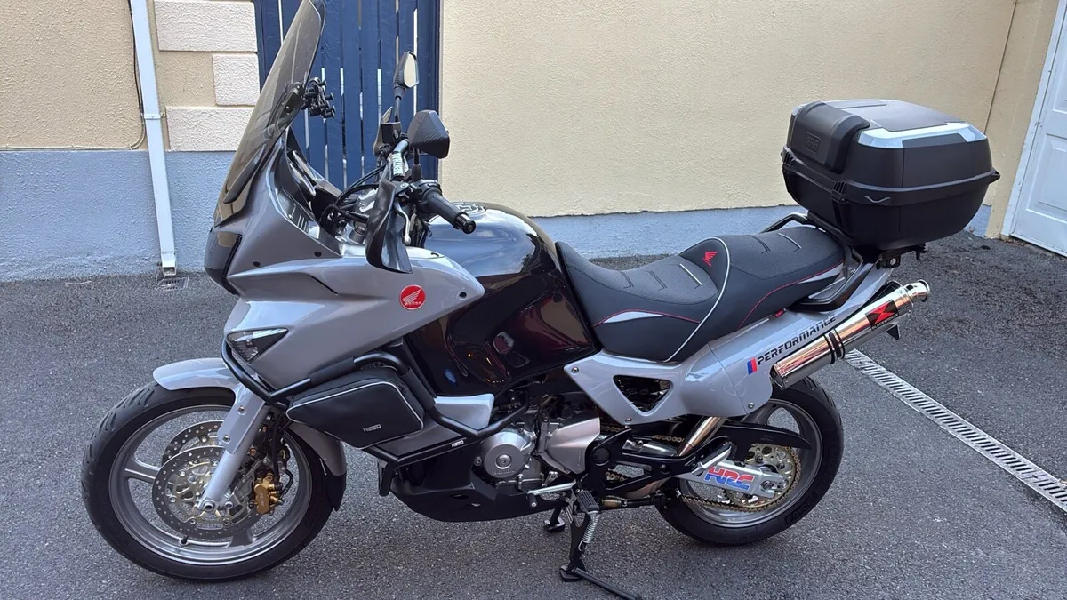 Honda Varadero XL1000 custom Adv - Image 1