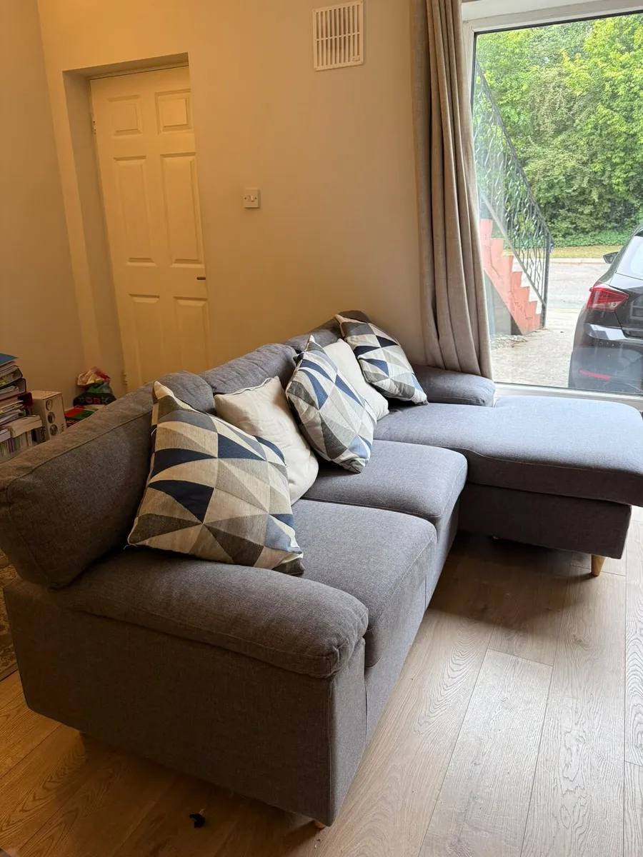 Beautiful gray , 3 seater sofa, like new - Image 1