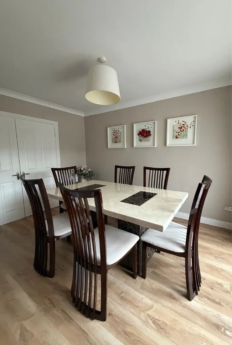 Dinning table - Image 3