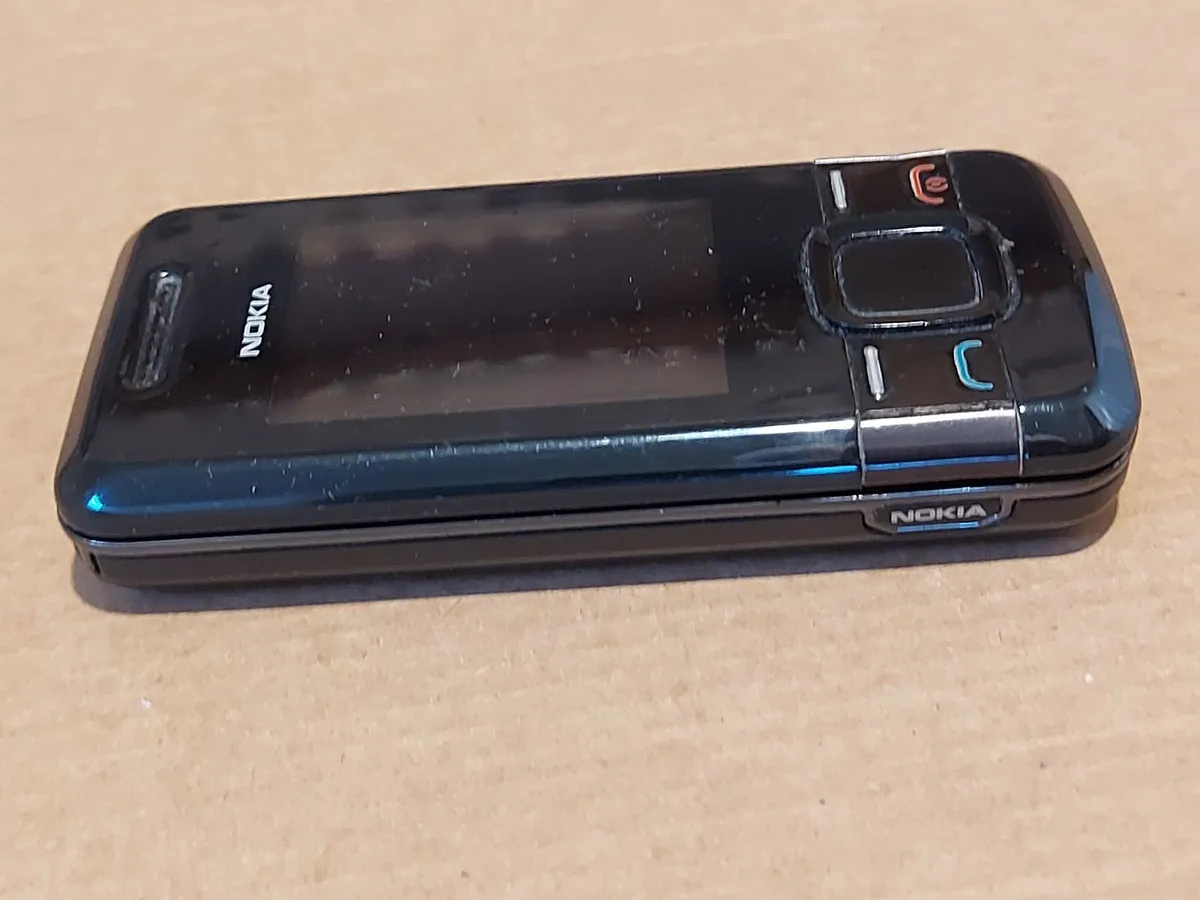 Nokia 7100s-2 (Supernova "Flamingo") Slider Phone - Image 3