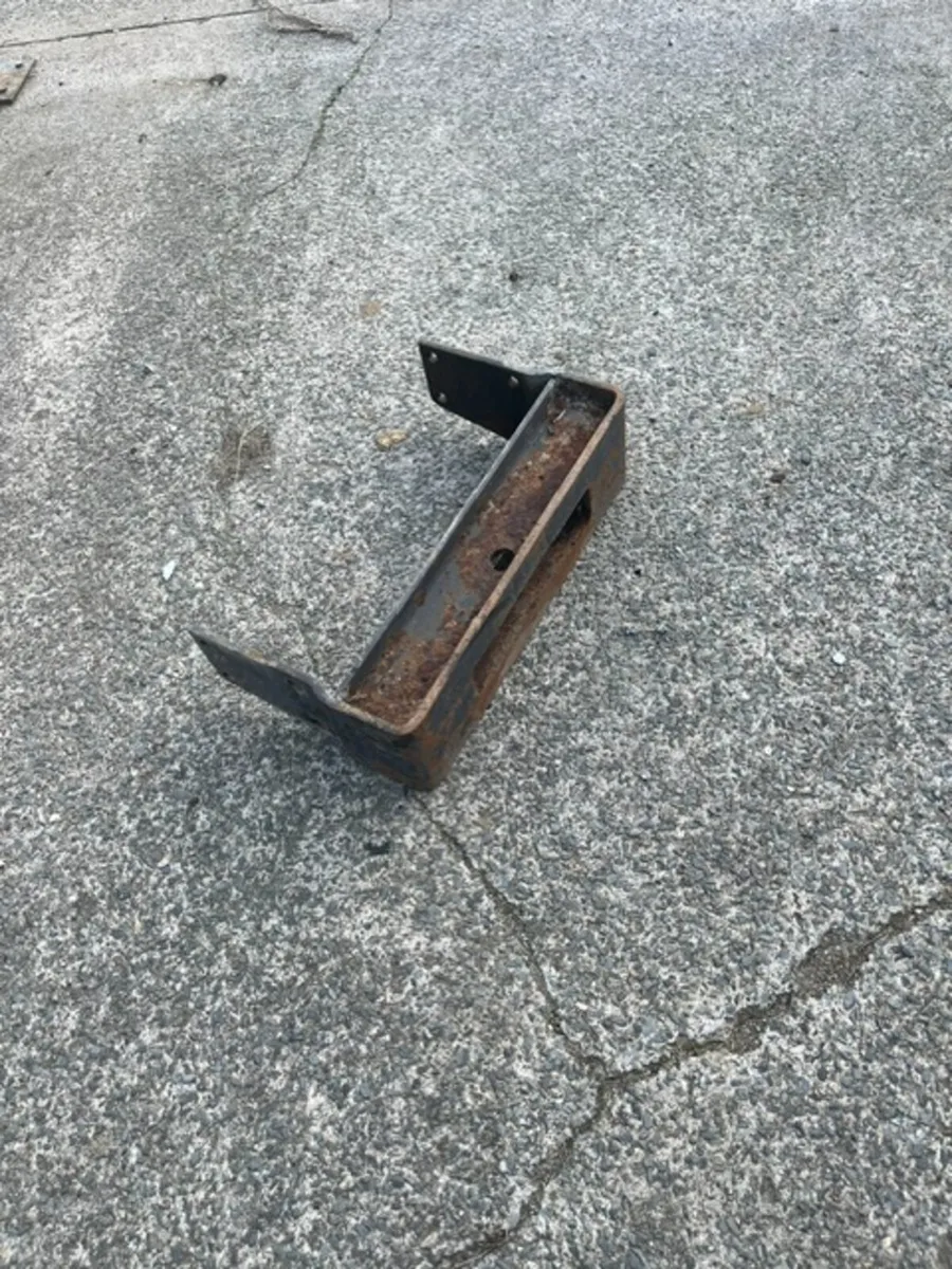 Weight Carrier to suit MF 390, 365 etc - Image 2