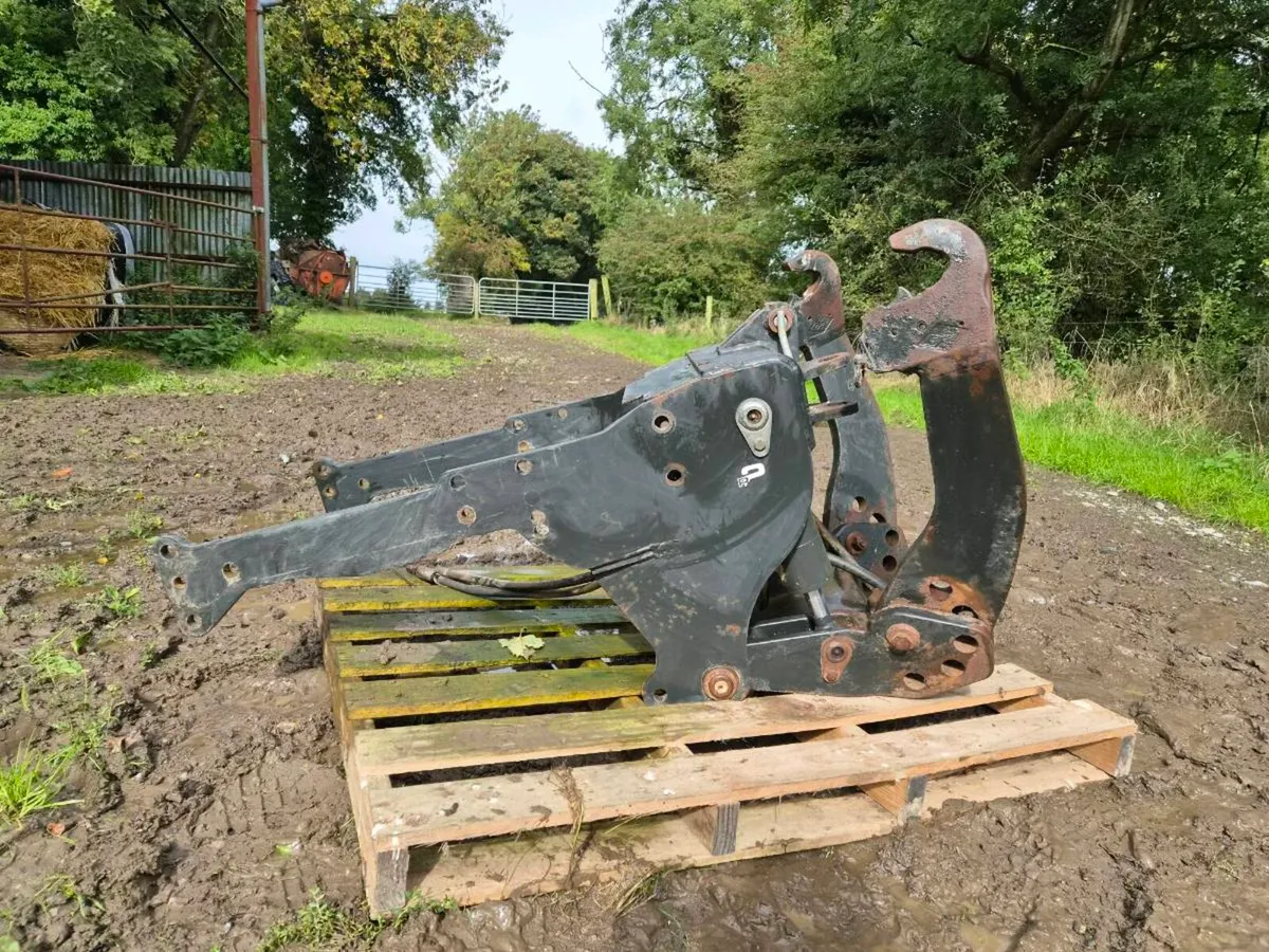 Tractor 3 point front liankage - Image 4