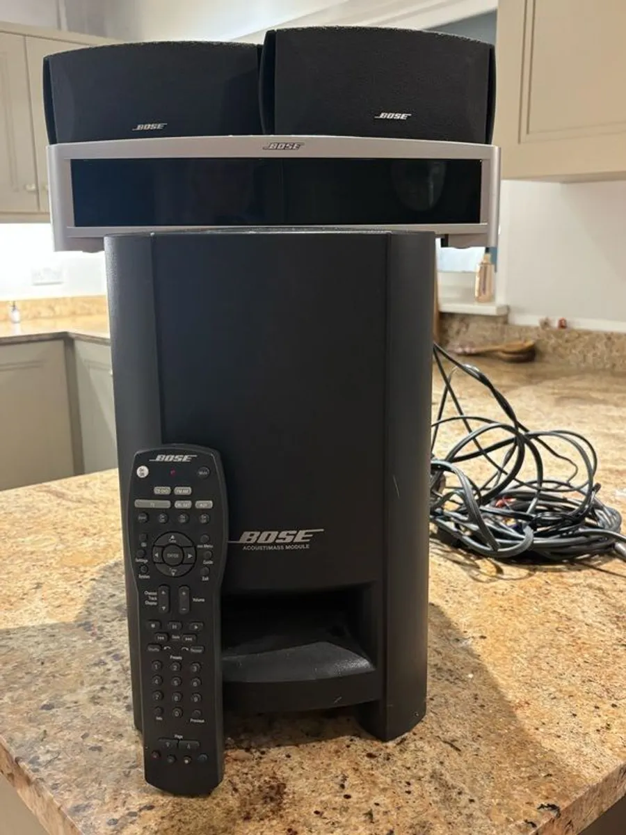 Bose Home Theatre System - Image 1