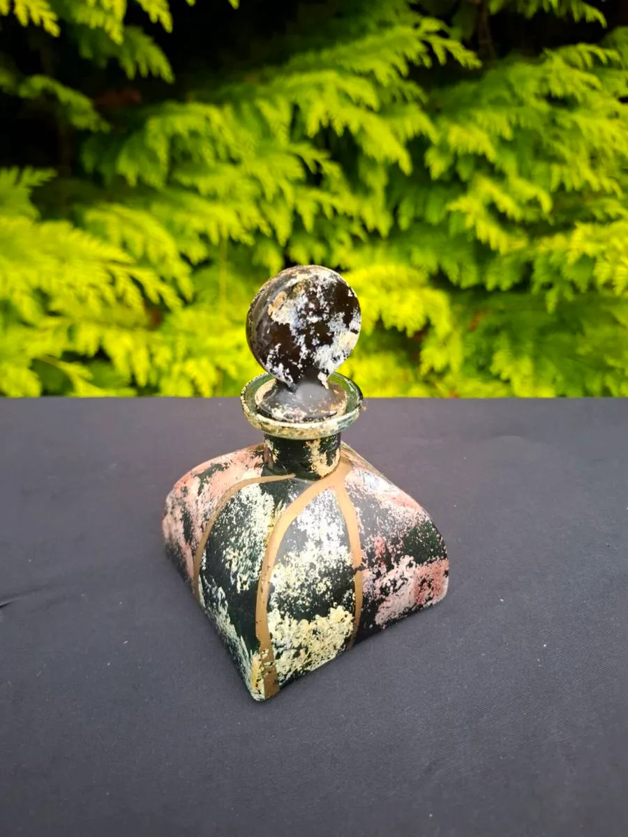 Glass vintage perfume bottle - Image 1