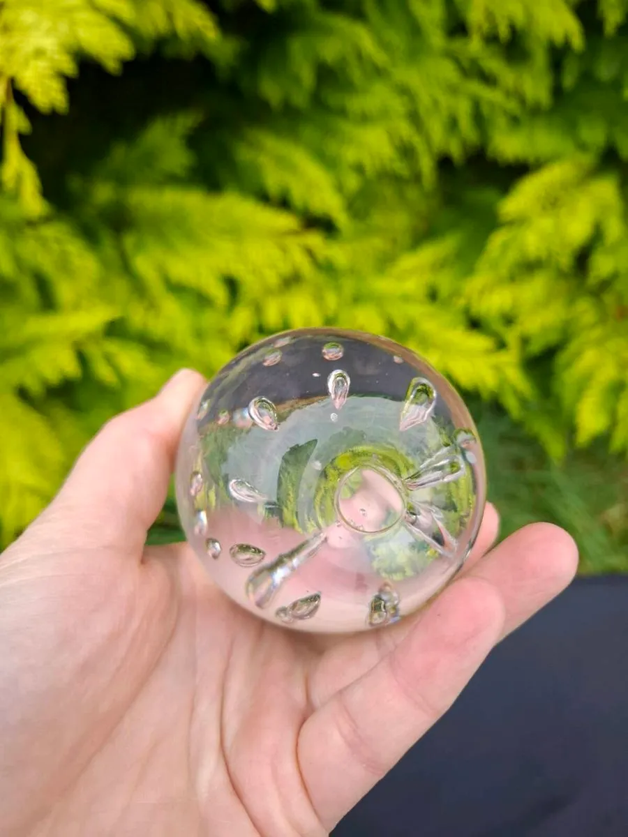 Old clear paper weight - Image 2