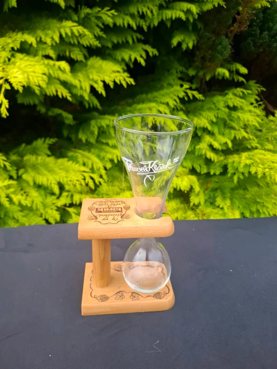 Kwak belgian beer glass possible to post - Image 1