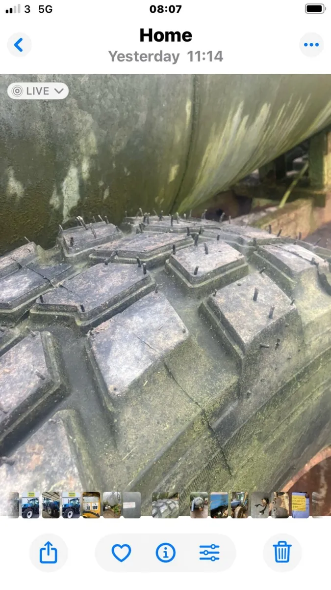 V Tank - Image 2