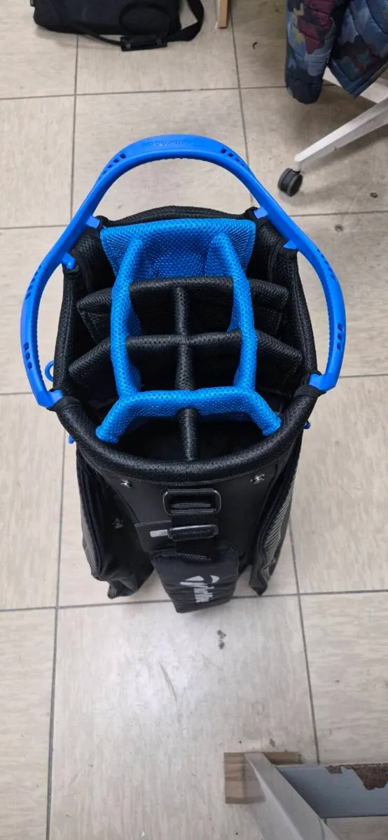 Taylormade Cart Bag - Image 3