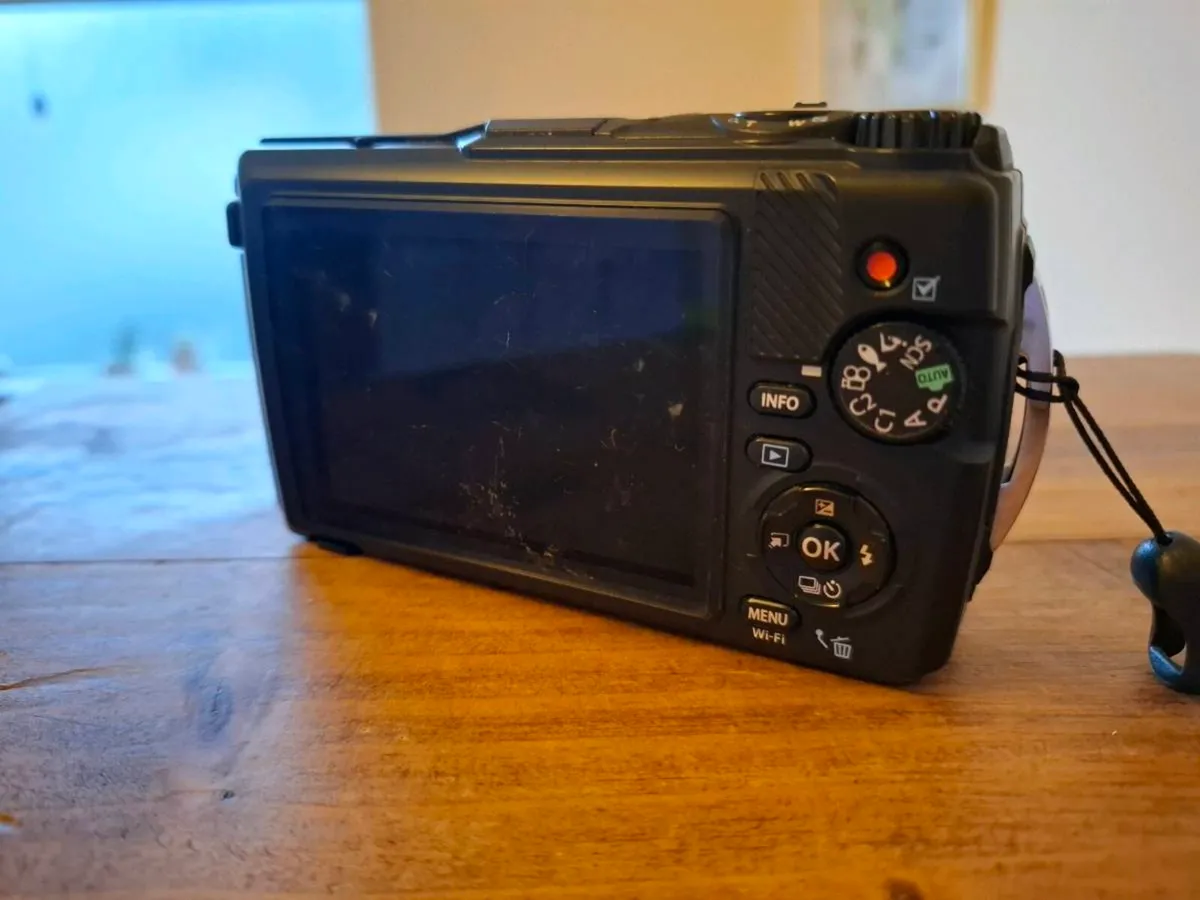 TG-7 Om system Underwater Camera - Image 3