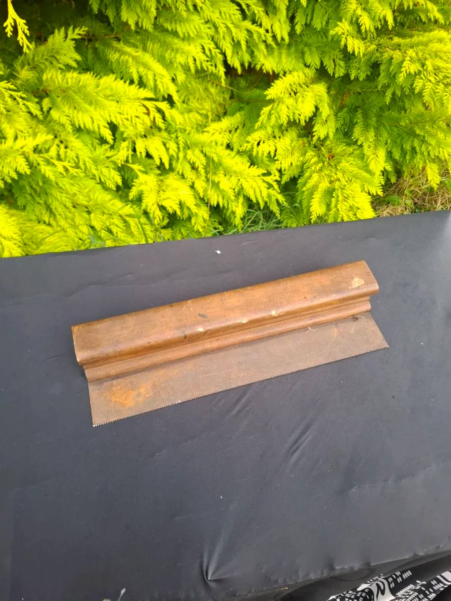 Old tool saw possible to post
