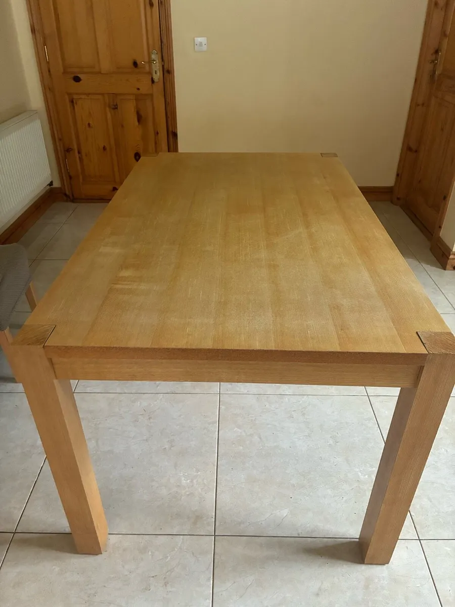 6 seater kitchen table - Image 1