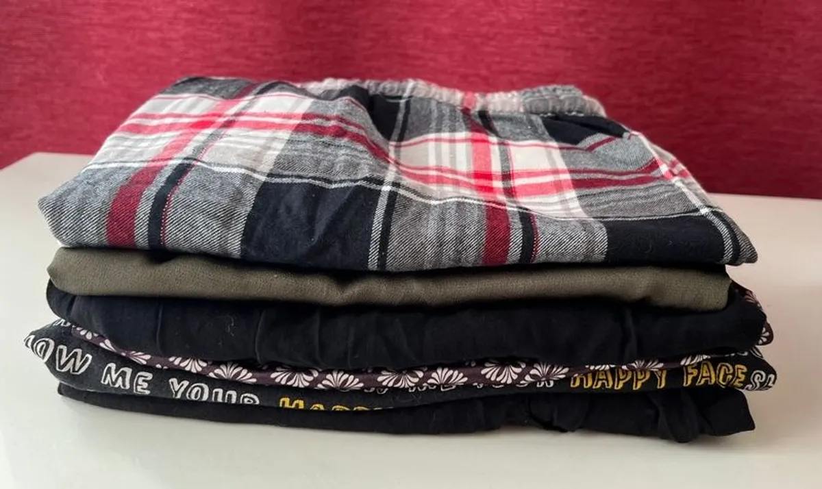 Bundle of Shorts Size XL - Image 1