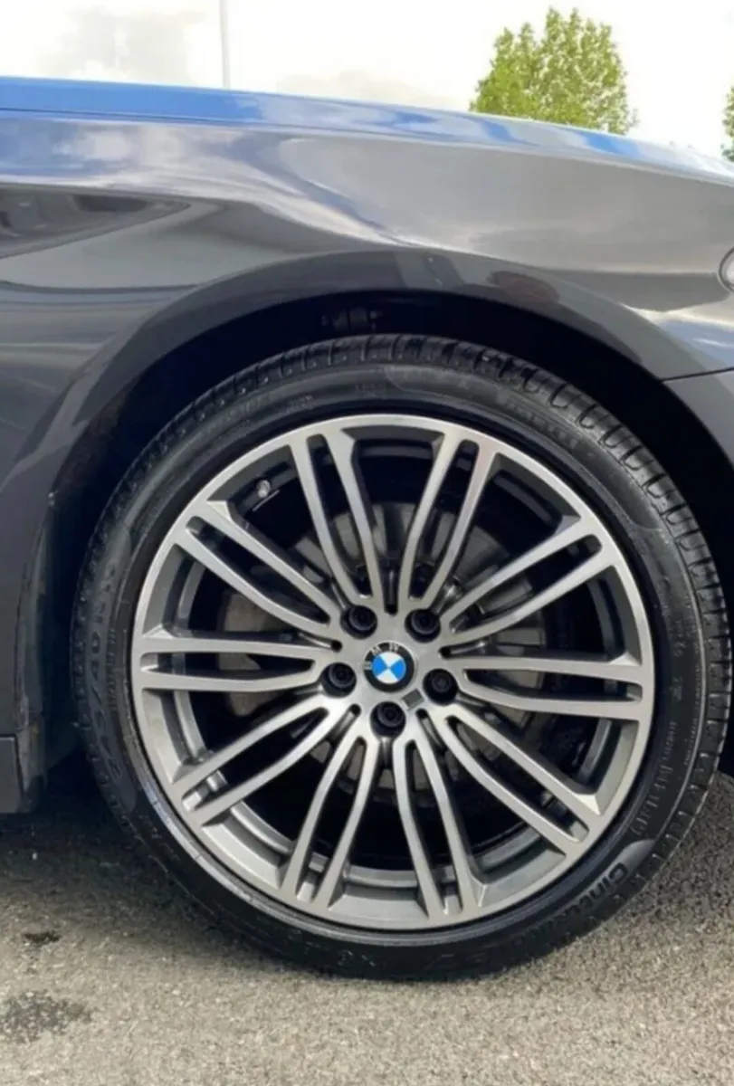 BMW 5 Wheels 19 - Image 2