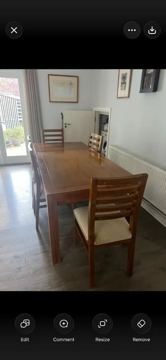 Jonathan Charles Extending Dining Table & 5 Flanagans Chairs - Image 1