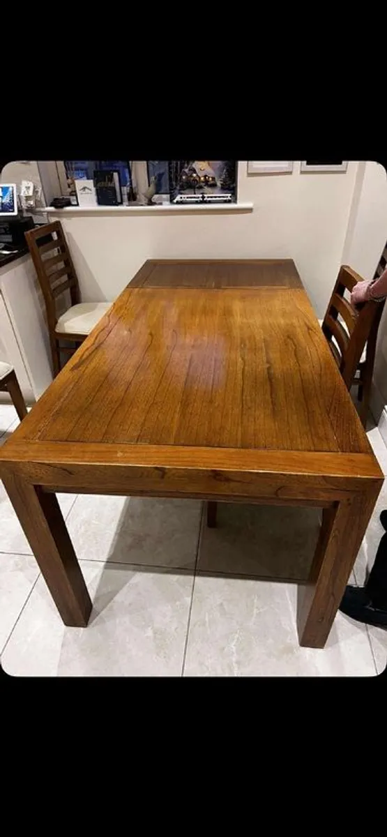 Jonathan Charles Extending Dining Table & 5 Flanagans Chairs - Image 4