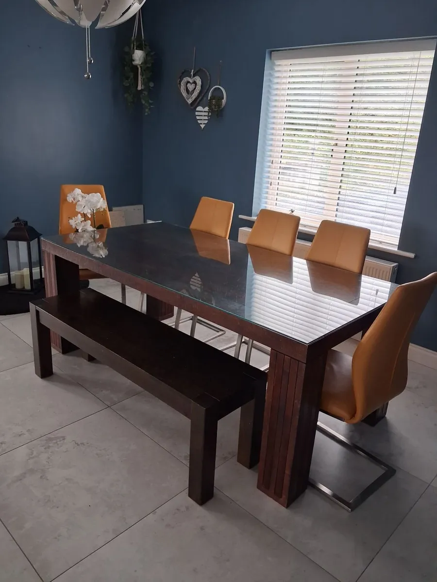 Dining room table, 5 chsirs and footstool - Image 3