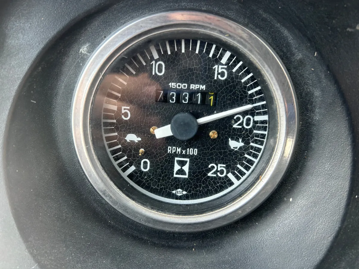 1985 Massey Ferguson 698T 2wd - Image 3
