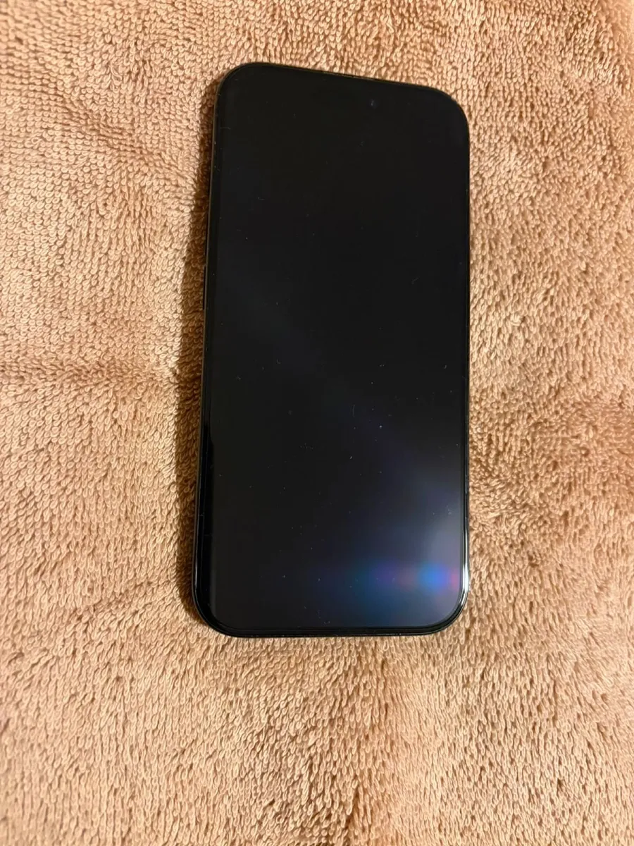 iPhone 16 Pro - Image 1