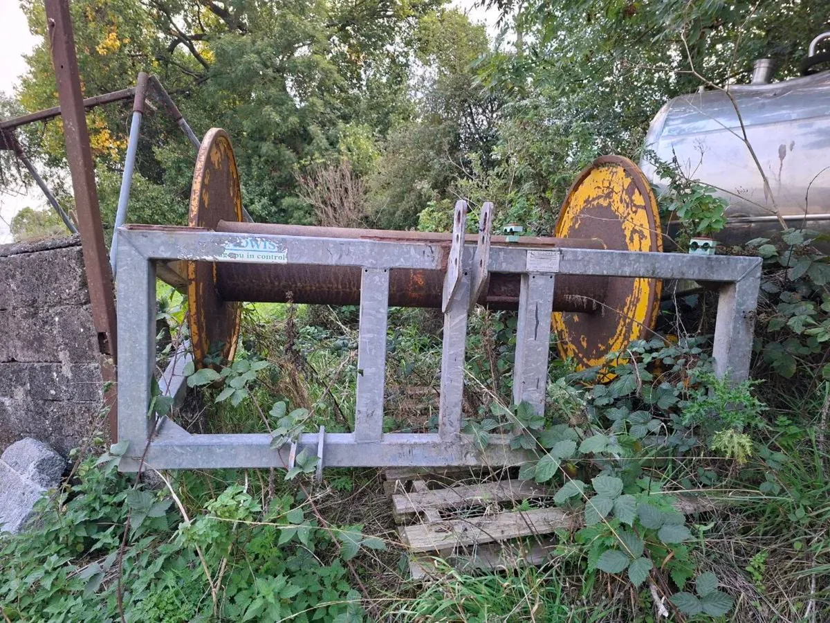 Sprayer/beet chopper/front reeler - Image 3