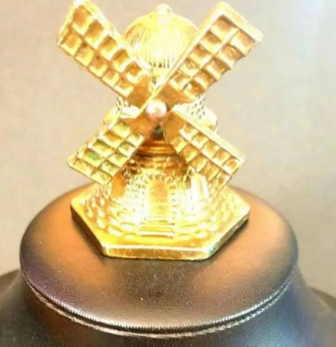 Vintage Brass Windmill In great Vintage Condition - Image 4