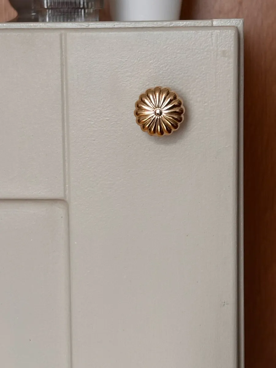 Refinished Storage/ Drinks Cabinet - Image 3