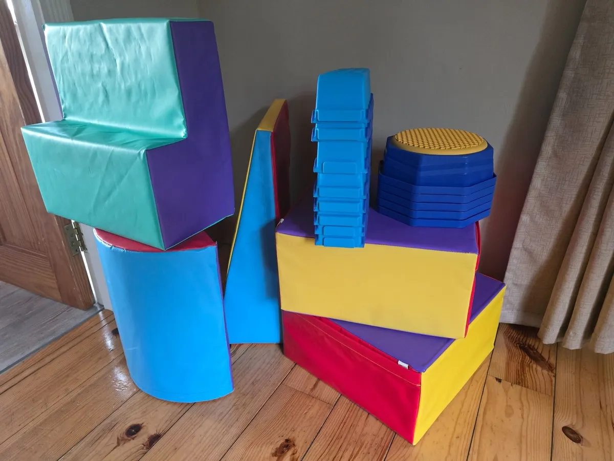Kids soft play toys