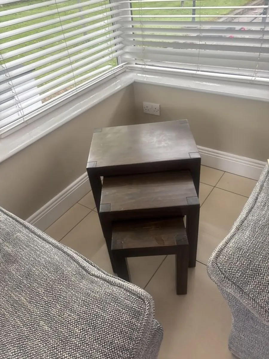living room furniture - Image 1