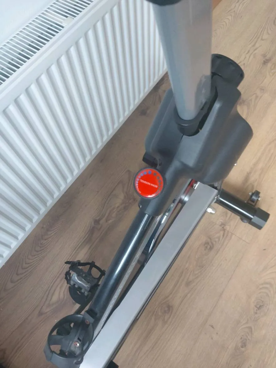 Excerise bike - Image 4