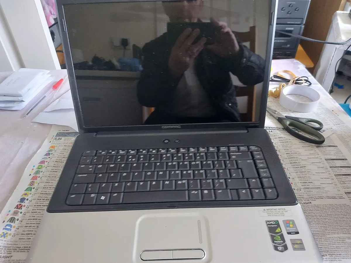 Compaq Presario CQ50 Laptop, 1GB Ram, Windows 7 - Image 1