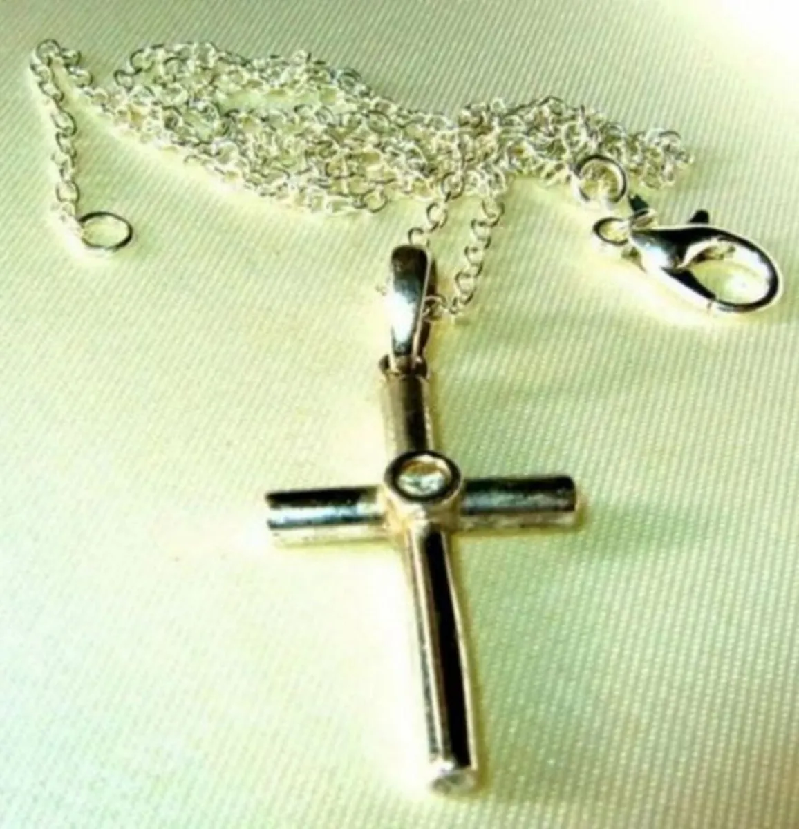Vintage Hallmarked 9ct Gold Diamond Cross & Chain - Image 1
