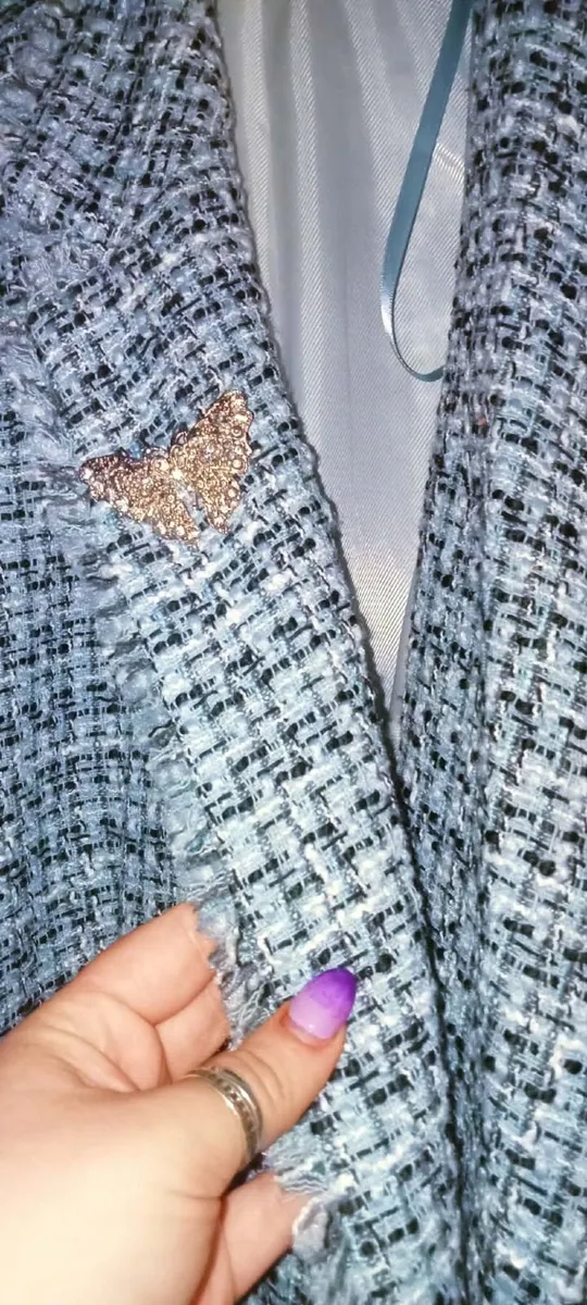Beautiful dunnes store blue blazer size 18 - Image 1