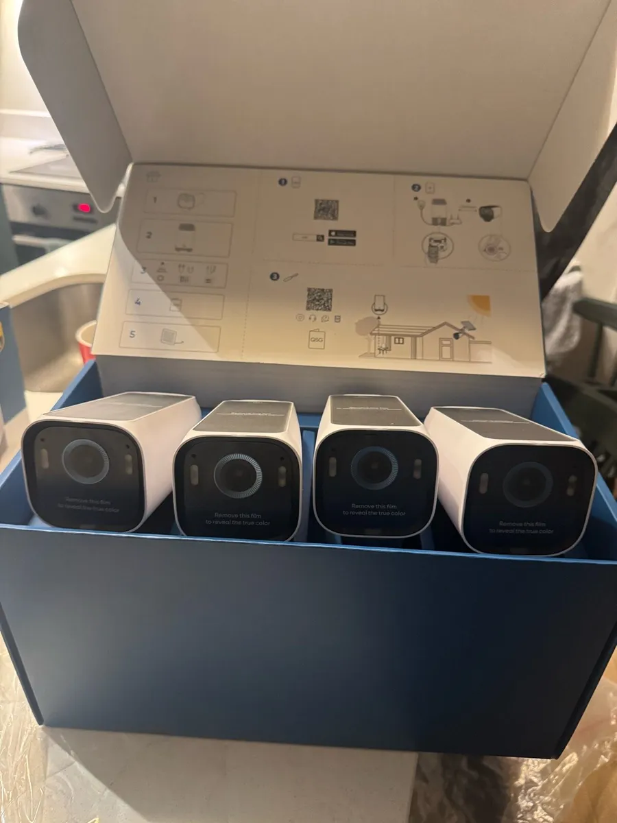 Eufy s330 pro 4k rechargeable cctv camera - Image 1